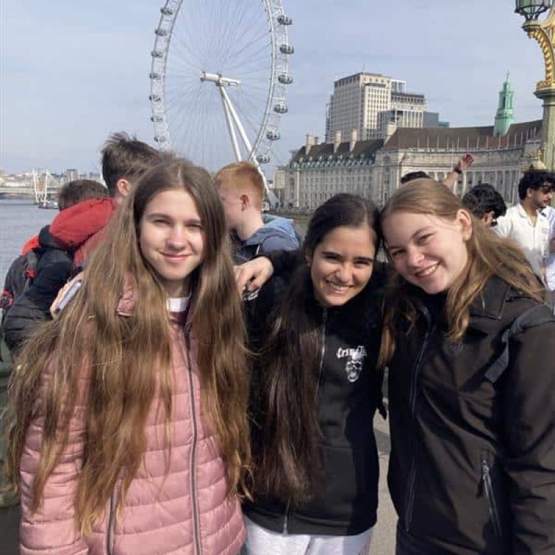 26854456-8511-457a-a240-e774a71da2ca