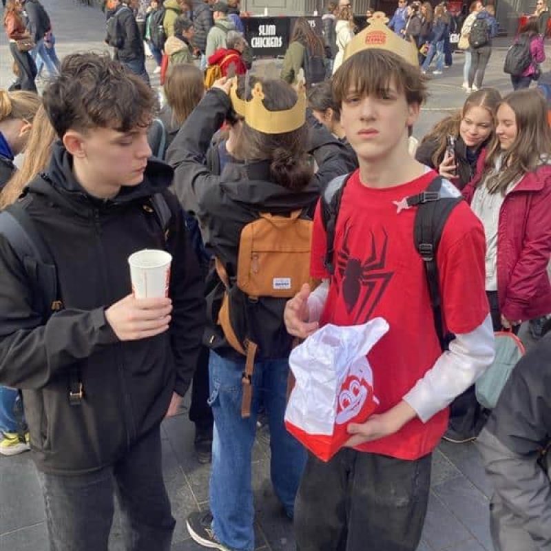 5b845ea5-943e-4643-b9b6-c38de49a1af7