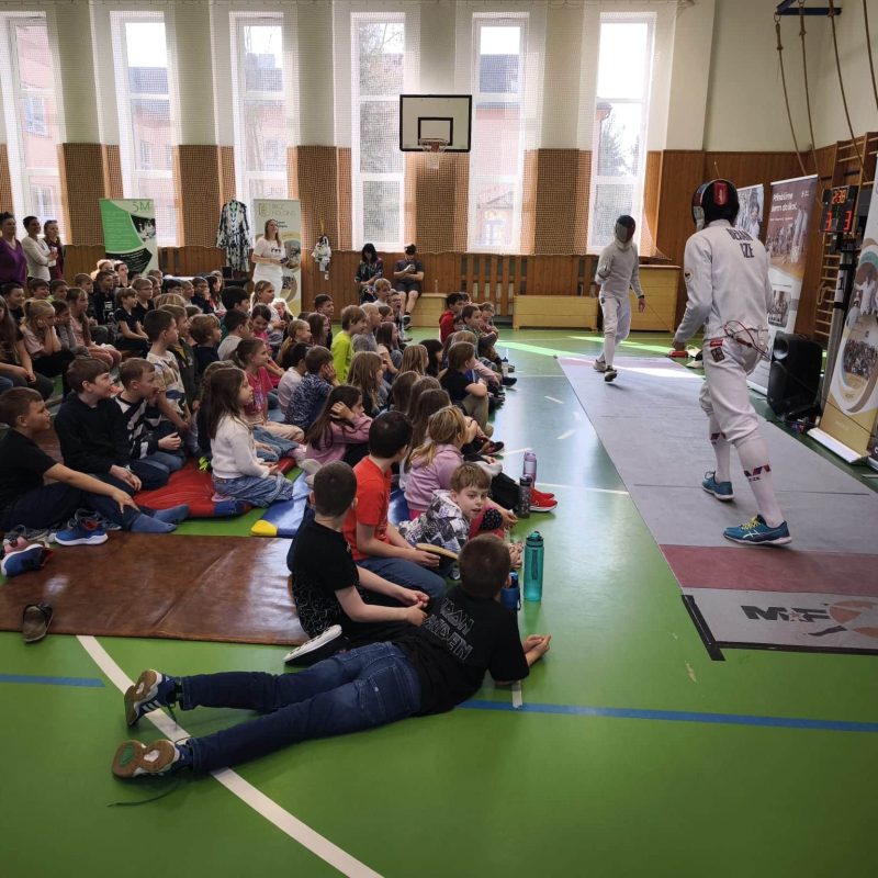 a5274dbc-a23c-4d43-a741-1b82599986dd